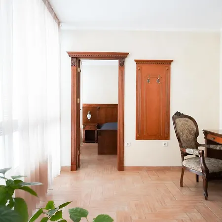 Otel West 2*